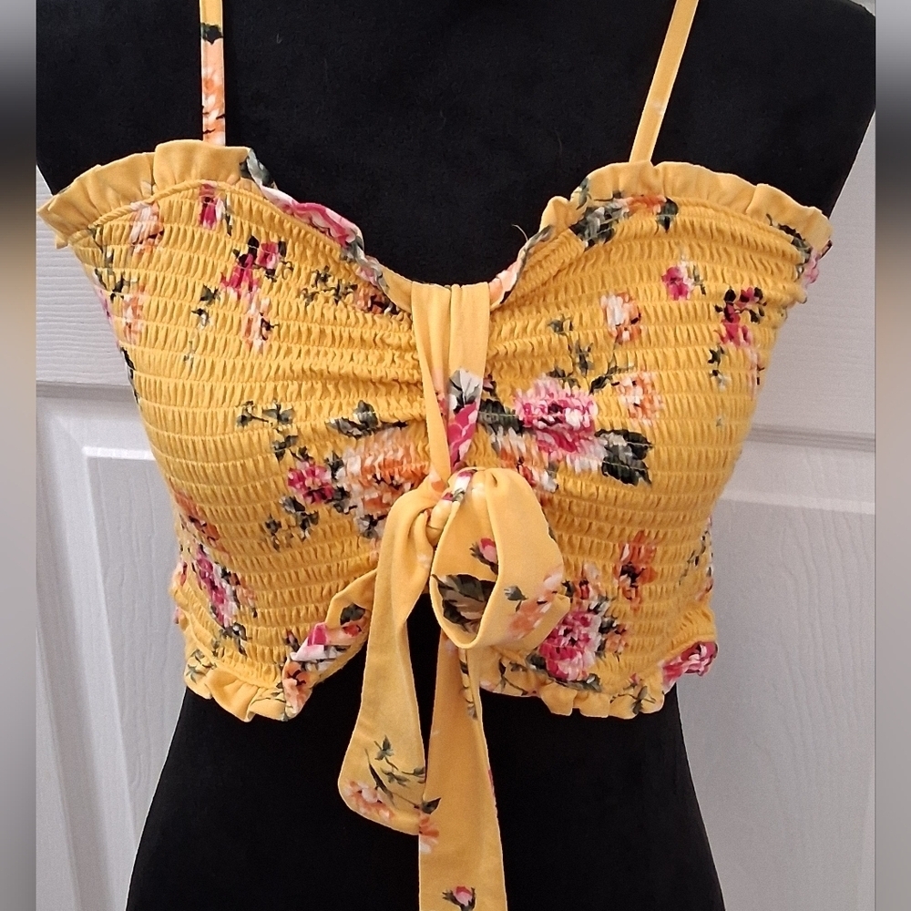 Floral 2 Piece Top & Skirt With Attached Shorts Size XL (15-17) - Picture 3 of 8